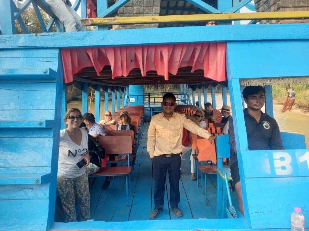 Guia Sem – Guia Fala Português no Angkor Wat no Templo Ta Prohm